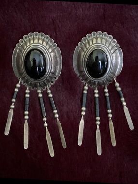 Onyx Concho Sterling Vintage Skyway earrings